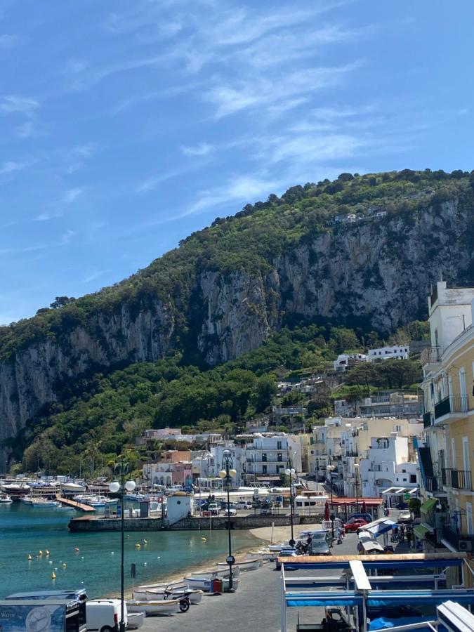 Апартаменты La Baia Di Napoli Капри Экстерьер фото