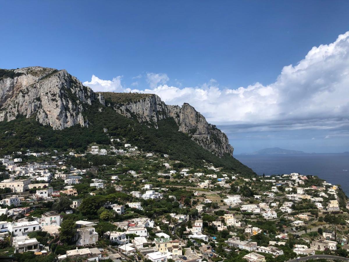 Апартаменты La Baia Di Napoli Капри Экстерьер фото